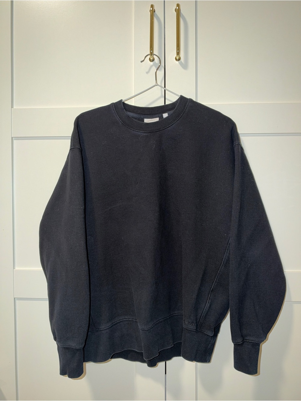 Aritzia Boyfriend Fit Black Crewneck Sweatshirt